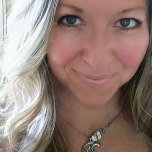 Meet your Posher, Jacquelyn